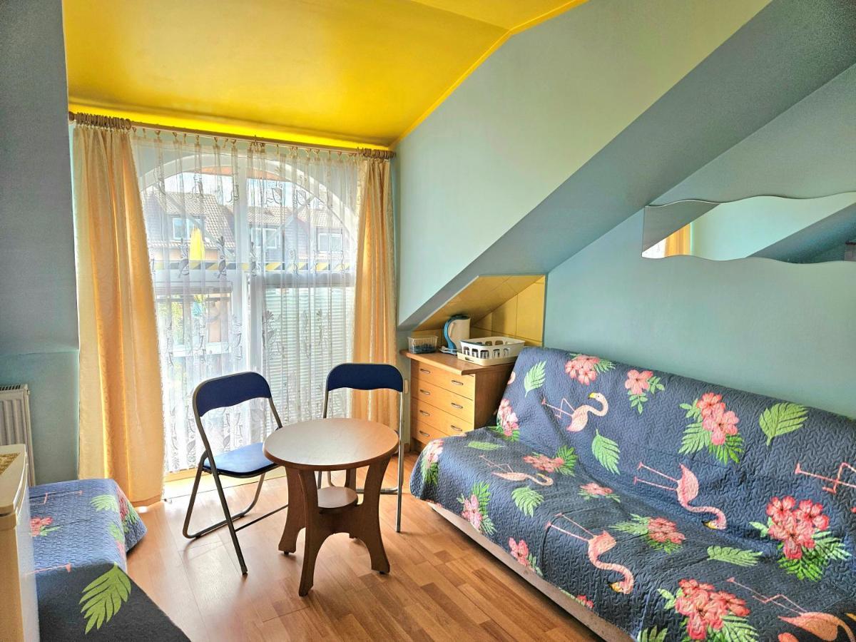 Wiemeda Homestay *